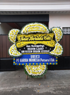 Papan Bunga Duka di Lunto Timur